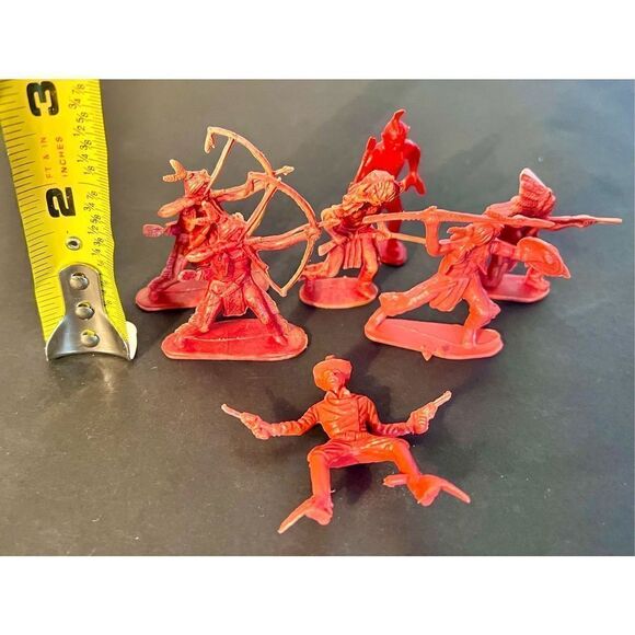 Vintage Lot Cowboys & Indians Native American Toy Action Figures Plastic - Picture 7 of 8
